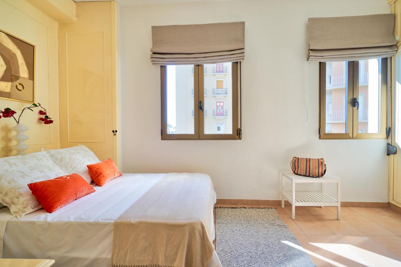 מאלגה Apartamento En Centro Ciudad Con Vistas Al Mar מראה חיצוני תמונה